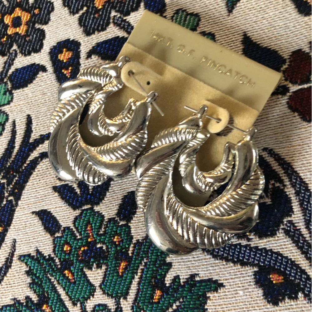 14K gf pincatch Vintage White Gold Earrings new